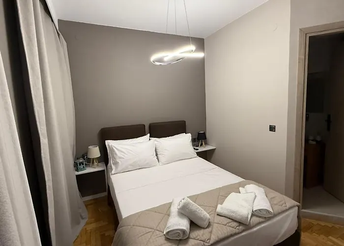 Swan Paradise Nafplio