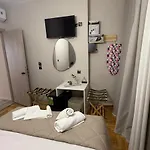 Swan Paradise Inn