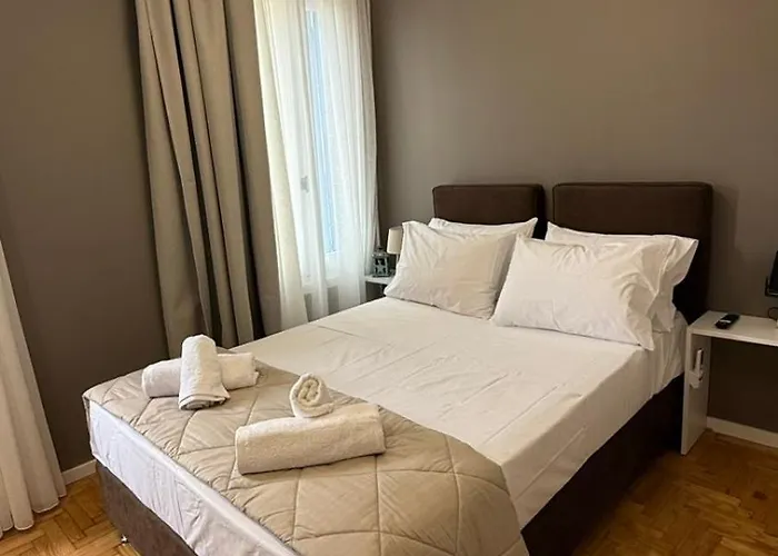 宾馆 Swan Paradise